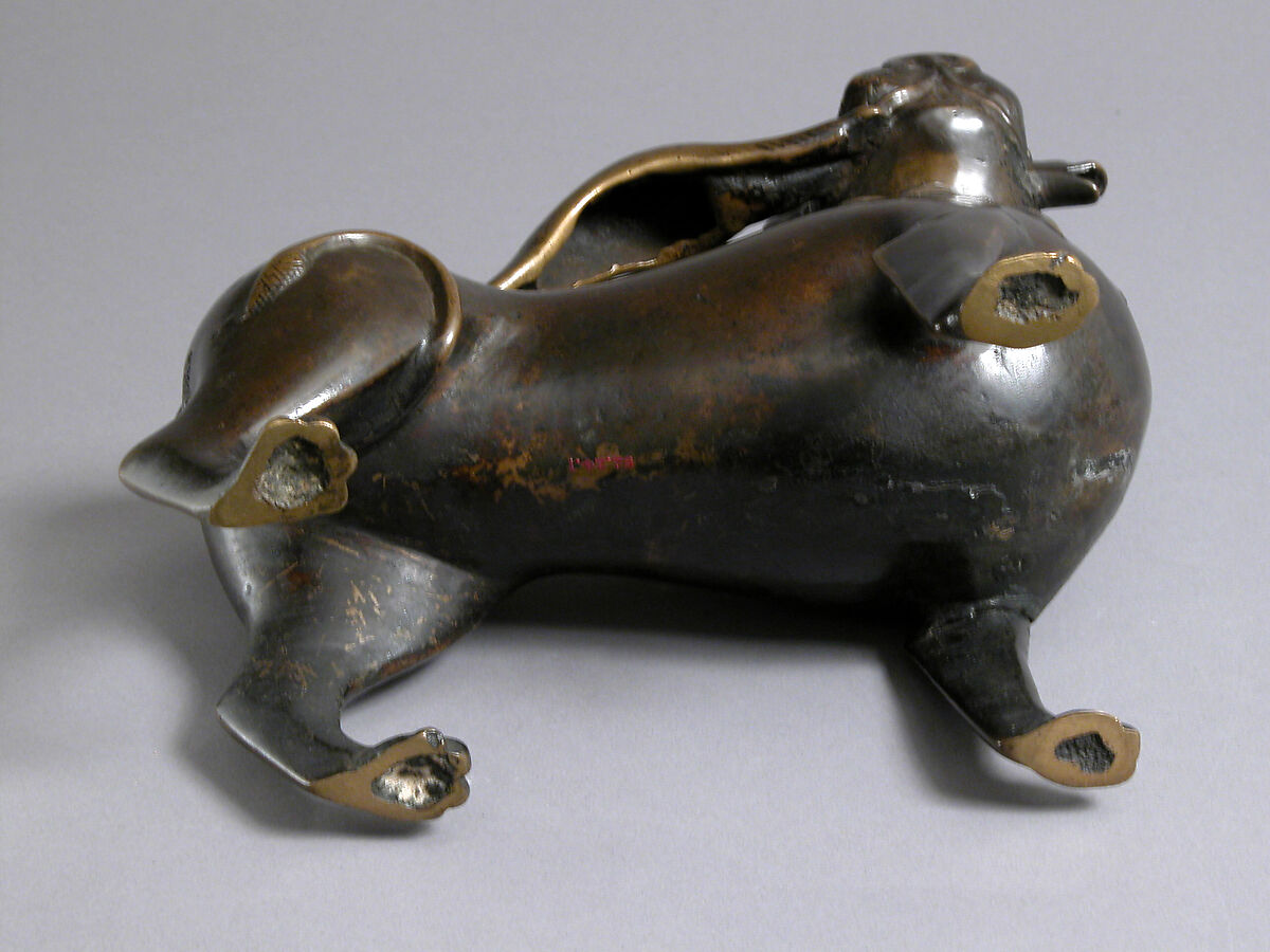 Aquamanile in the Form of a Lion, Copper alloy, North German