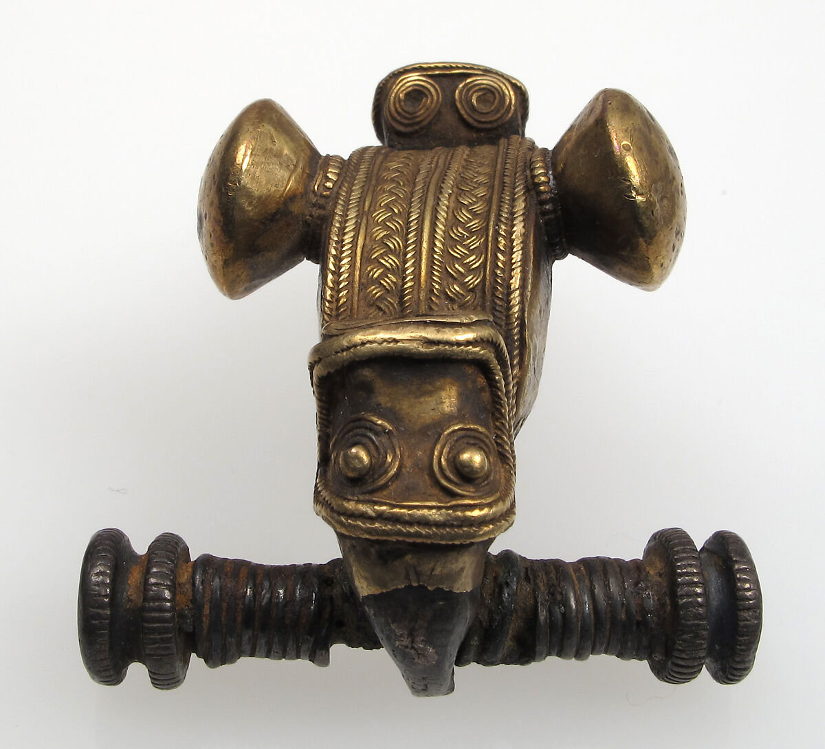 Bow Brooch, Gold, electrum, Baltic or Scandinavian