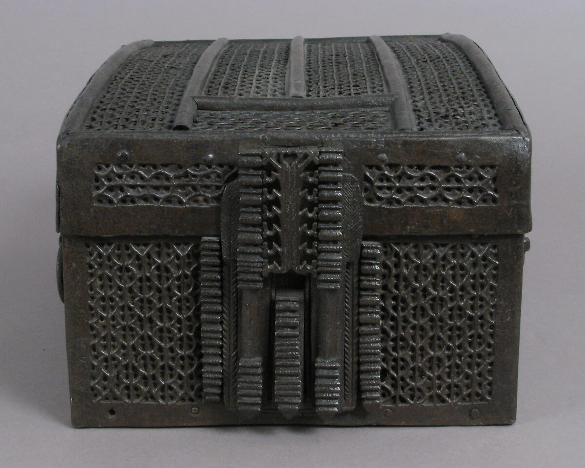 Coffret, Iron, wood core, textile interior, European