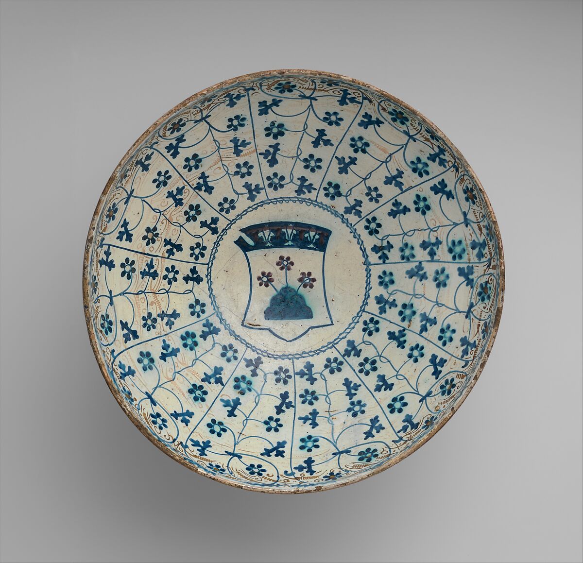 Bowl, Tin-glazed earthenware, Spanish