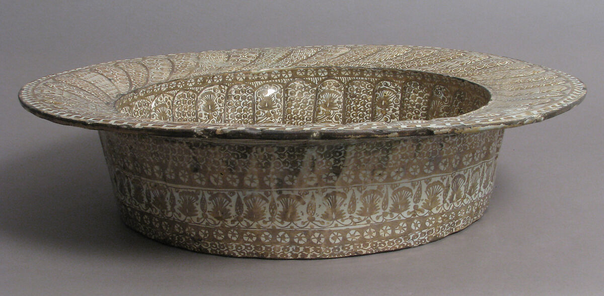 Plate, Tin-glazed earthenware, Spanish