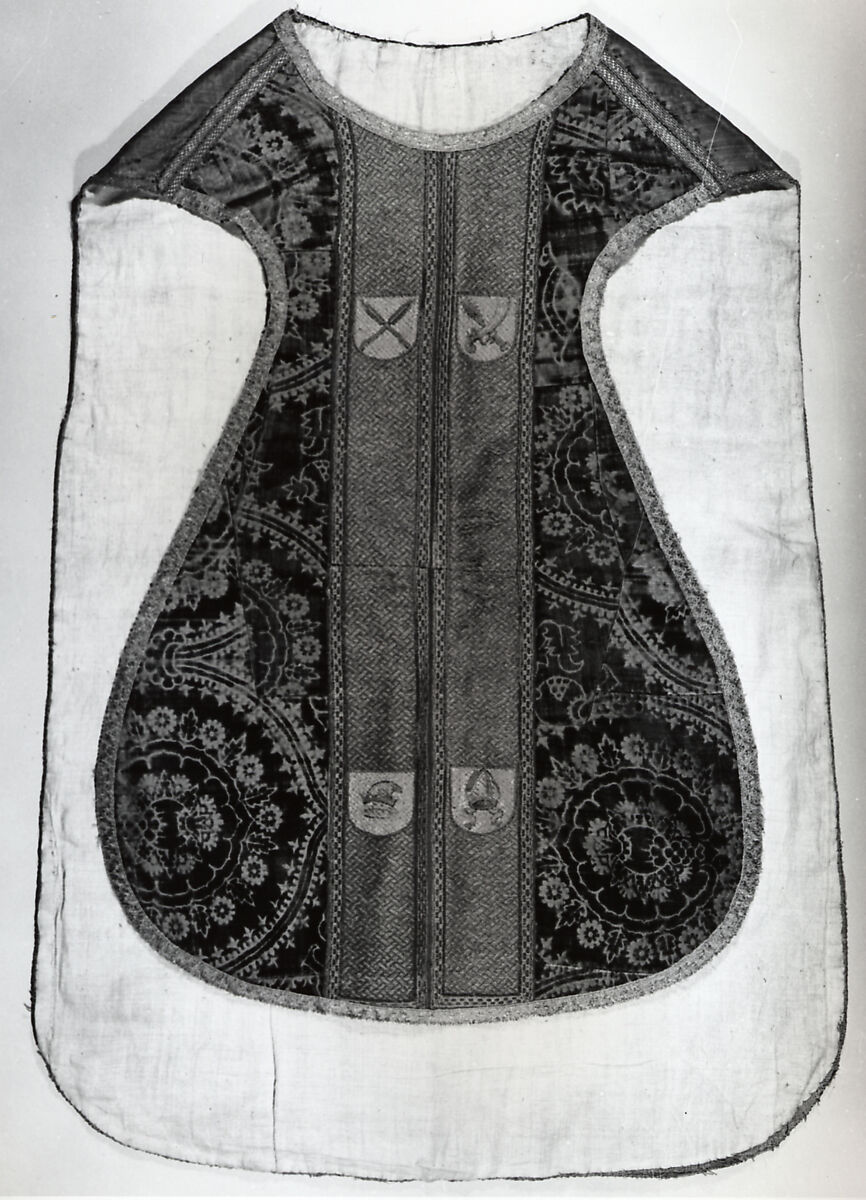 Chasuble, Silk, metal thread, Spanish