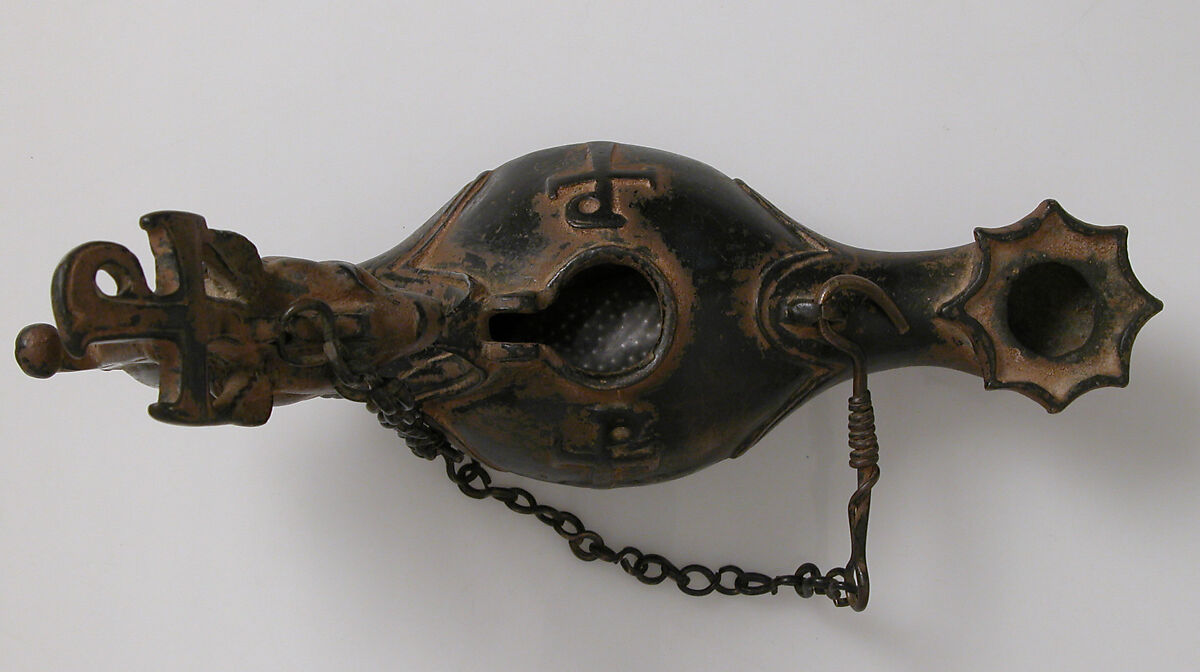 Hanging Lamp with a Griffin’s Head, Copper alloy, Byzantine
