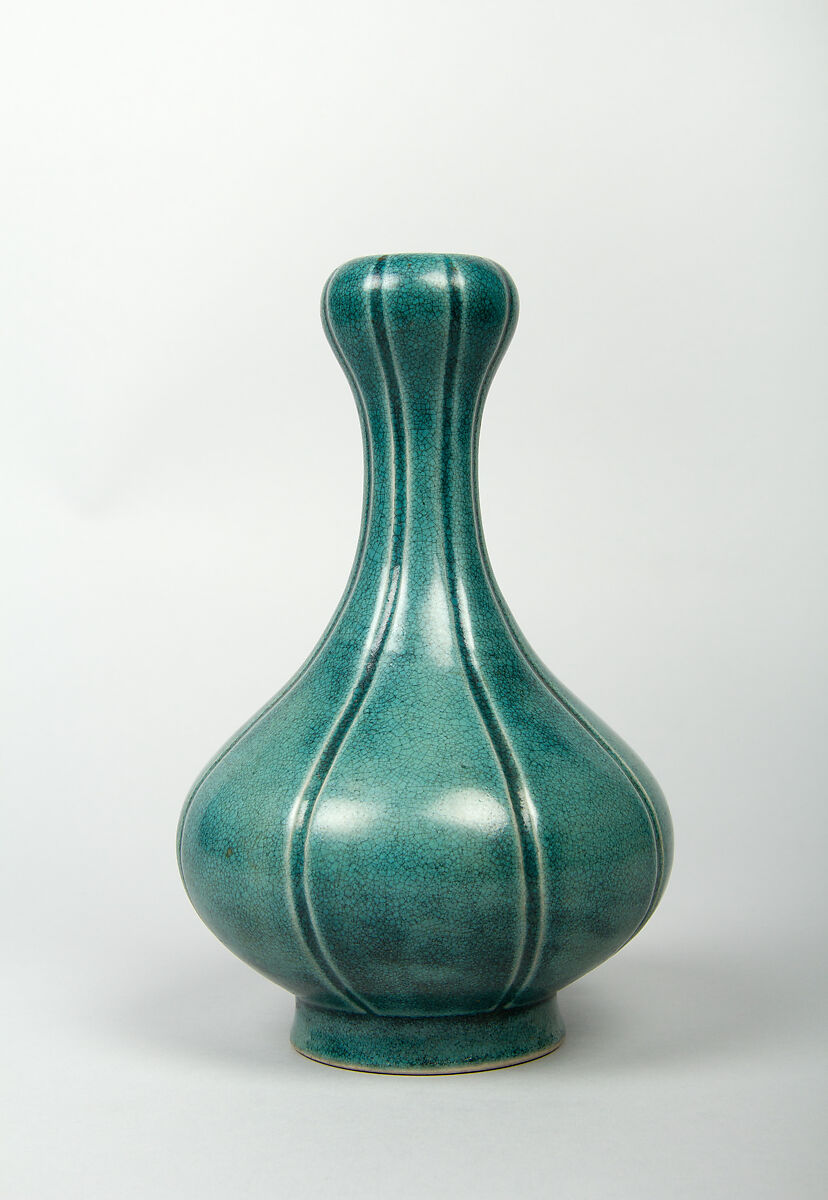 Lobed bottle vase, Porcelain with greenish blue glaze, China