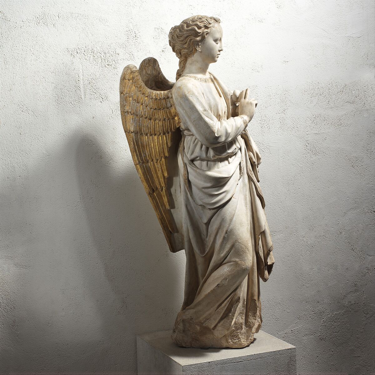 Angel of the Annunciation, Mud-wackestone with traces of polychromy, Italian