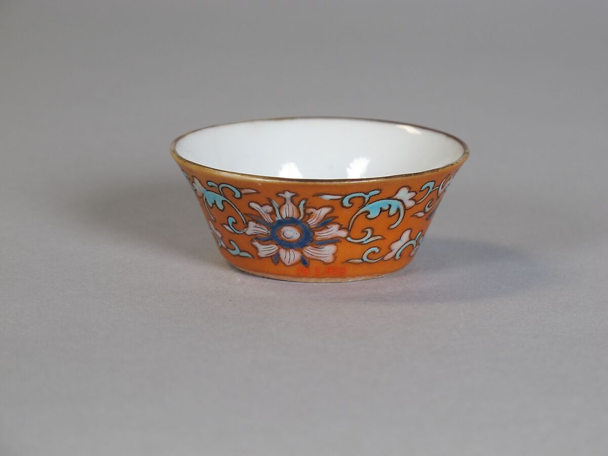 Cup (from a set of eight), Porcelain with iron-red glaze, painted in overglaze polychrome enamels, China 