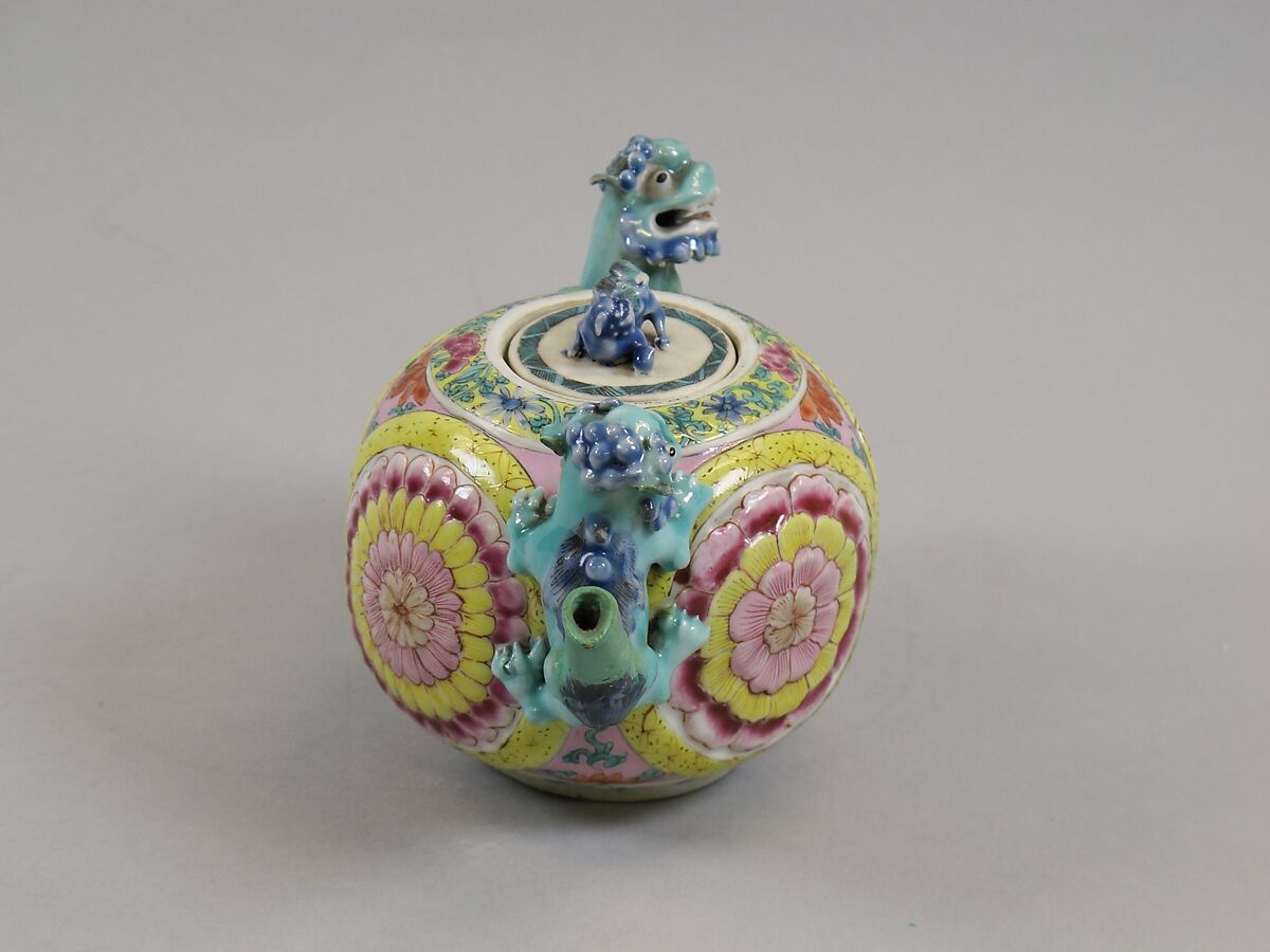 Teapot, Porcelain with relief decoration, painted in overglaze polychrome enamels, China