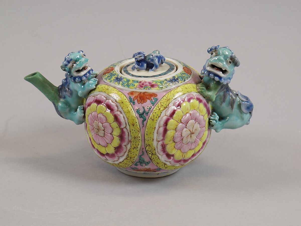 Teapot, Porcelain with relief decoration, painted in overglaze polychrome enamels, China 