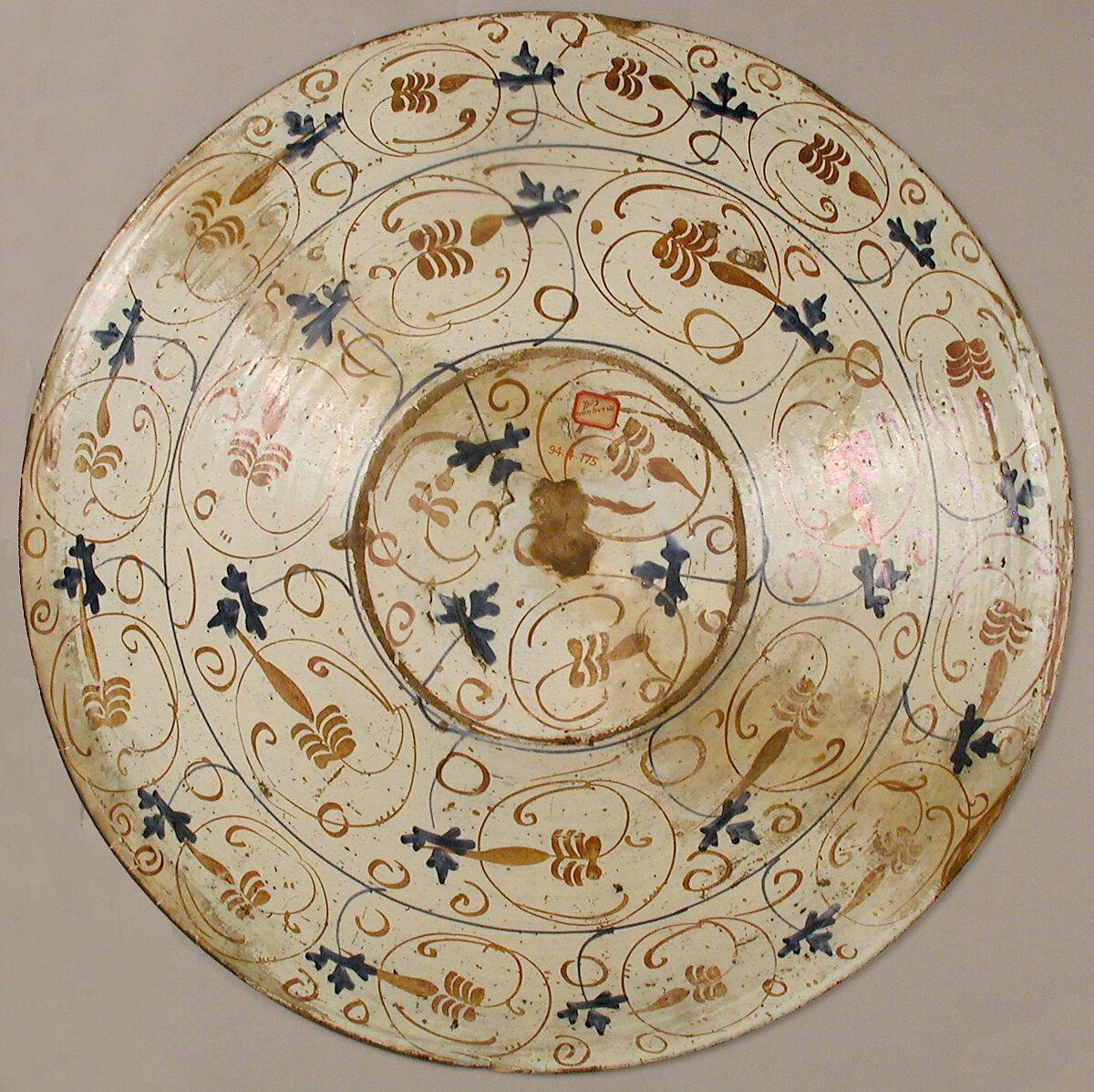 Plate, Tin-glazed earthenware, Spanish
