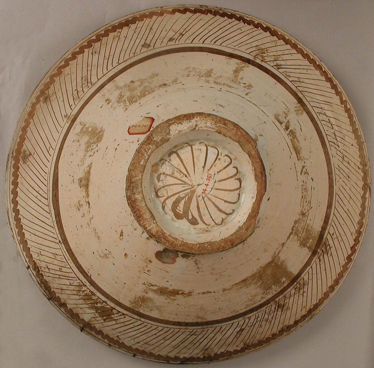 Bowl, Tin-glazed earthenware, Spanish