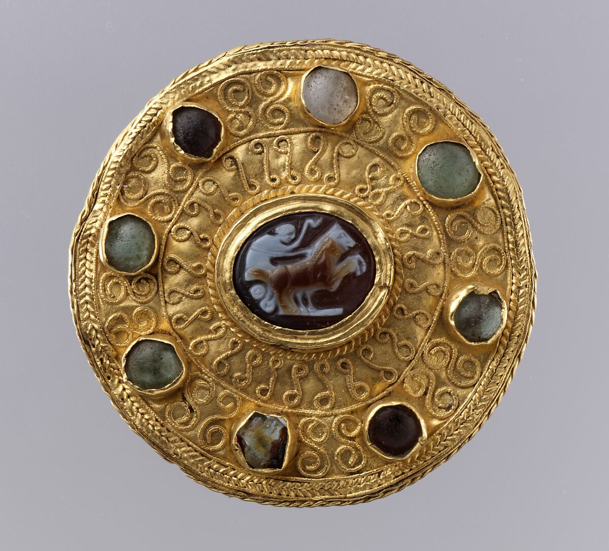 Disk Brooch with Cameo, Sheet gold, onyx, glass, and wire, Langobardic (mount); Roman (cameo) 