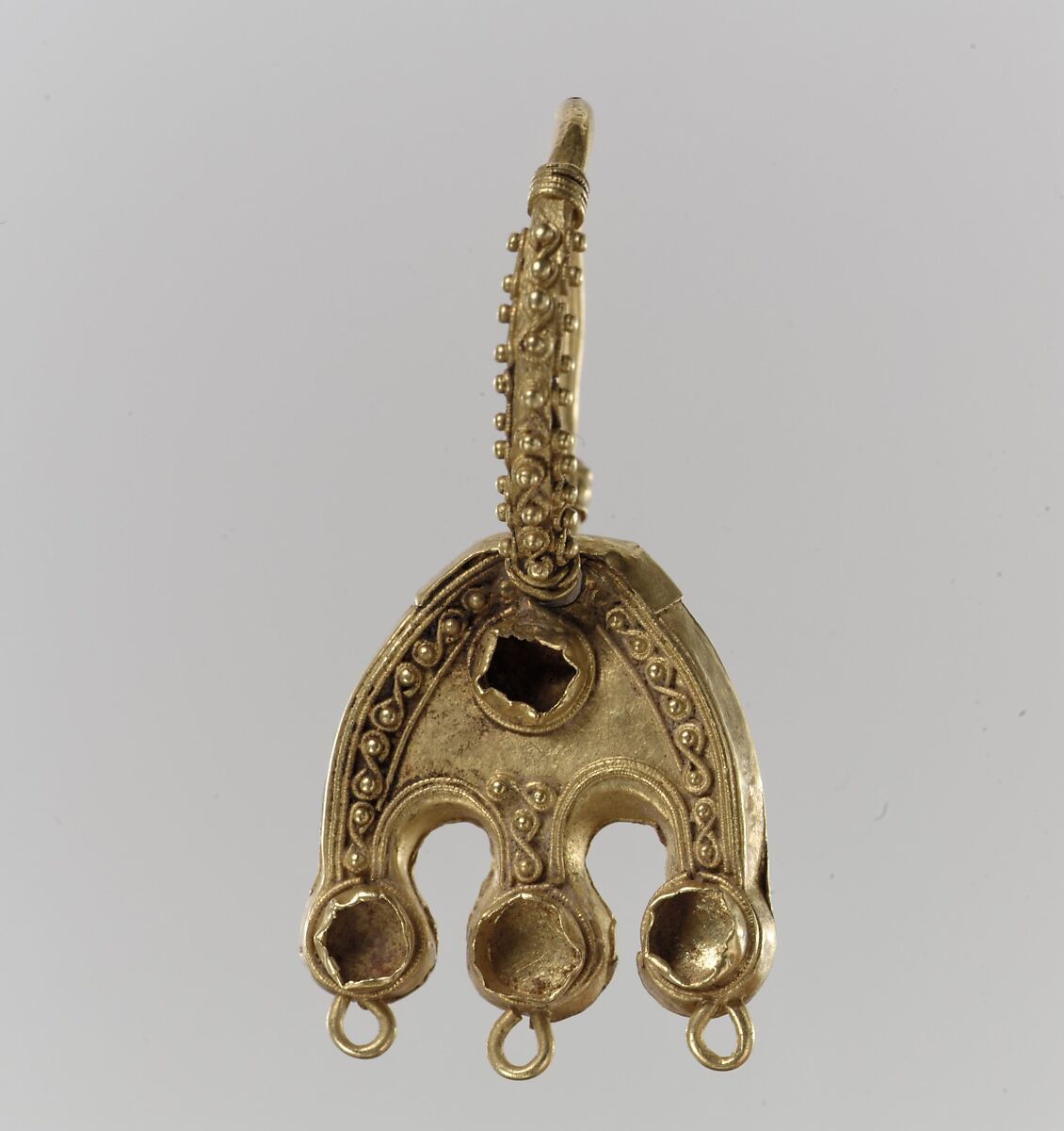 Earring, Gold, Byzantine or Langobardic 