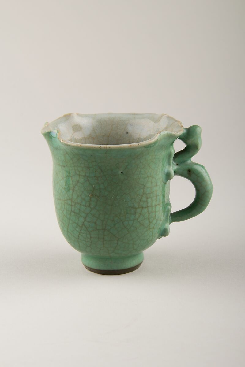 Cup, Porcelain with green and grey glazes over brown crackle, China