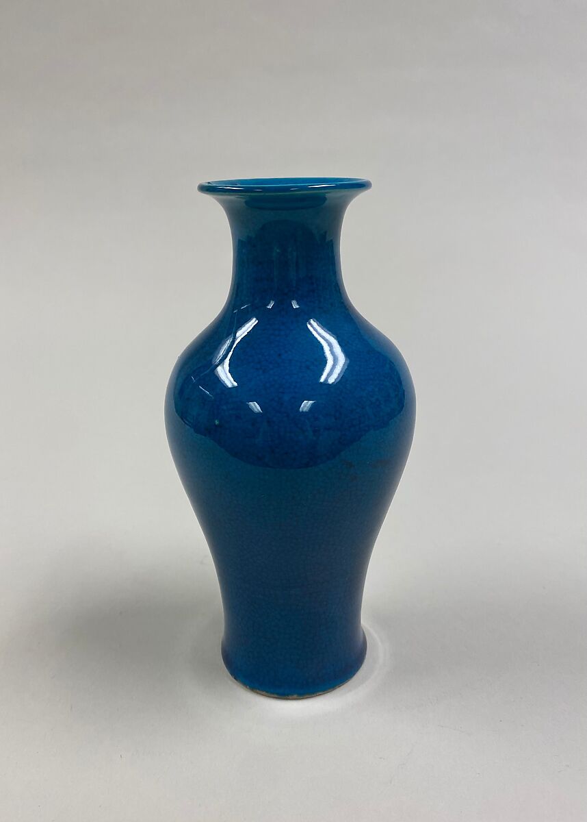 Vase, Porcelain with turqoise glaze, China 