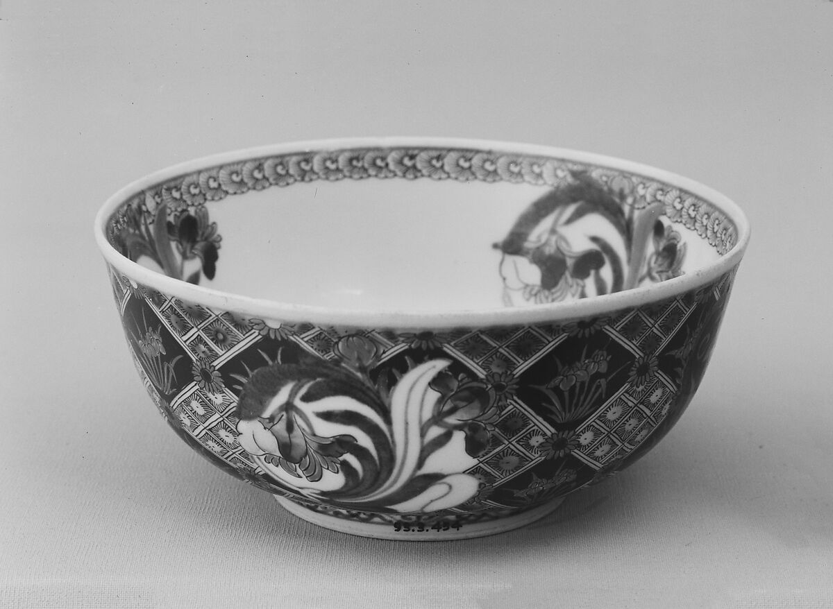 Bowl, White porcelain decorated with blue under the glaze, colored enamels (Arita ware), Japan 