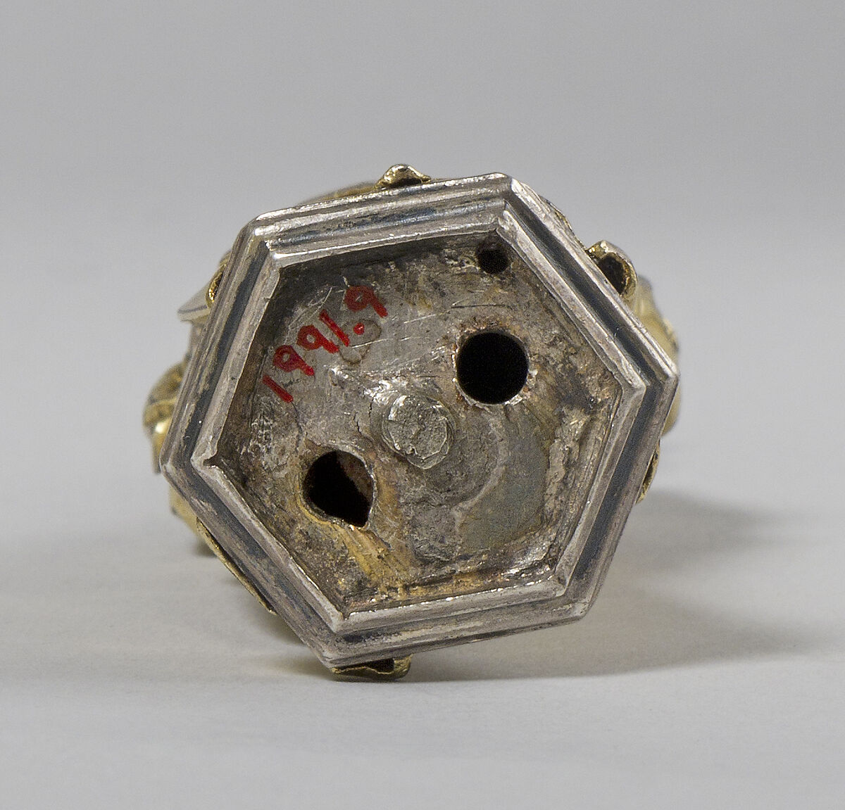 Standing Female Saint, Hans von Reutlingen (German, Aachen, 1465–1547) or Workshop, Silver and silver gilt, German