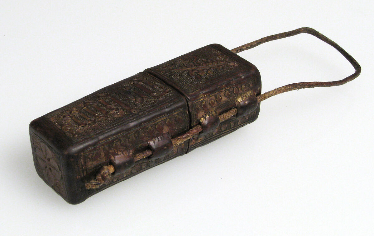 Portable Reliquary Case, leather (cuir bouilli), boiled and tooled, traces of gilding, French 