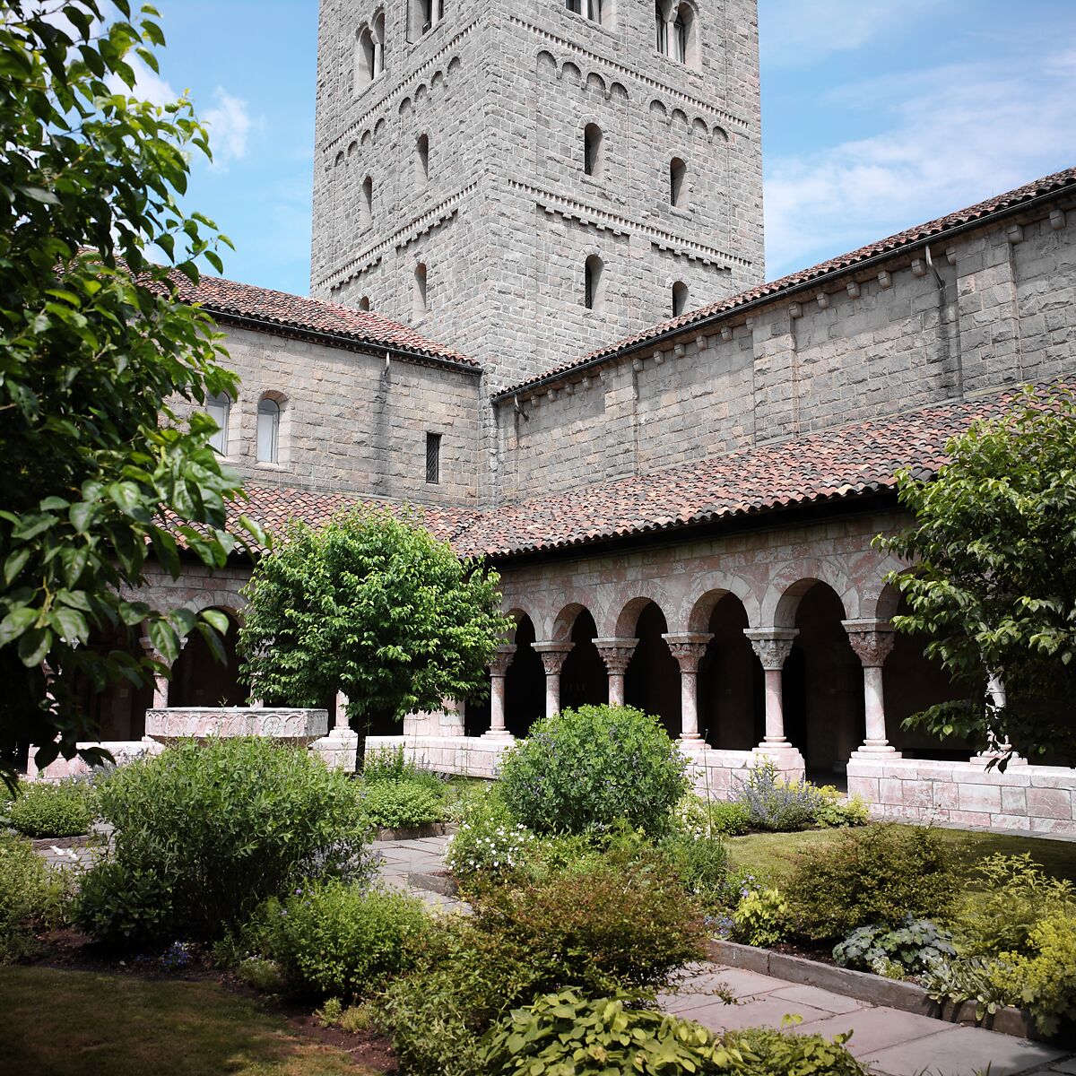 Cuxa Cloister, Marble, Catalan