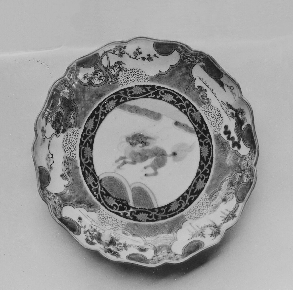 Plate, Porcelain decorated with enamels (Arita ware, Imari type), Japan 