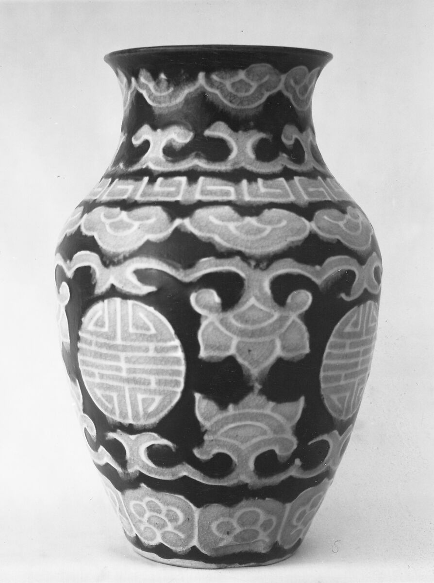 Vase, Eiraku Hozen (Japanese, 1795–1854), Clay covered with polychrome glazes on ornaments outlined in relief (Kairakuen ware), Japan 