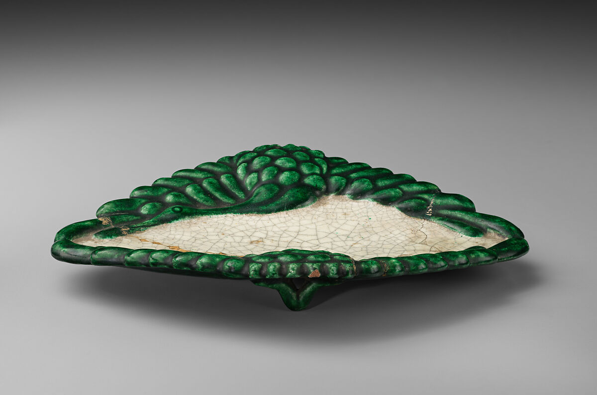 Flat Dish, Pottery with crackled glaze (Kyoto ware), Japan