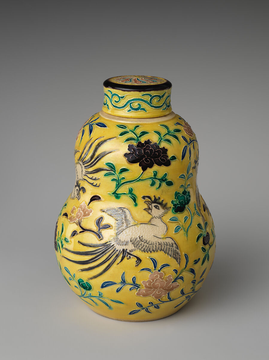 Sencha Tea Jar with Phoenixes and Peonies in the Cochin (Kōchi) Style, Eiraku Hozen (Japanese, 1795–1854), Stoneware with relief decoration and polychrome glazes (Kyoto ware, Eiraku type), Japan