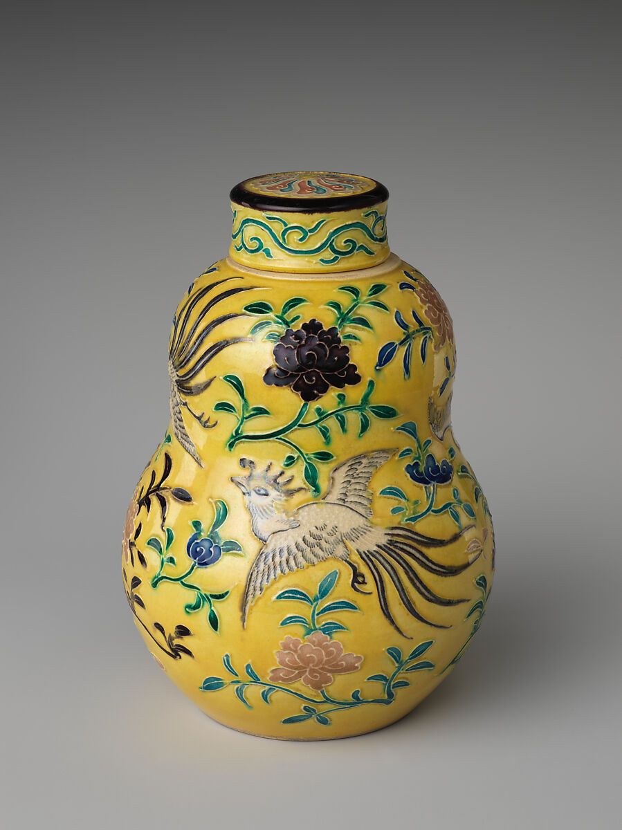 Sencha Tea Jar with Phoenixes and Peonies in the Cochin (Kōchi) Style, Eiraku Hozen (Japanese, 1795–1854), Stoneware with relief decoration and polychrome glazes (Kyoto ware, Eiraku type), Japan