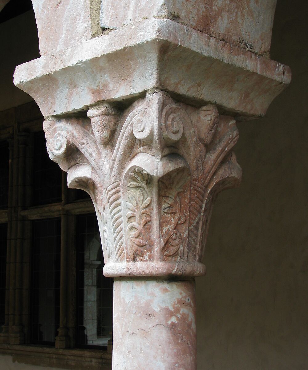 Capital, Marble, Catalan 