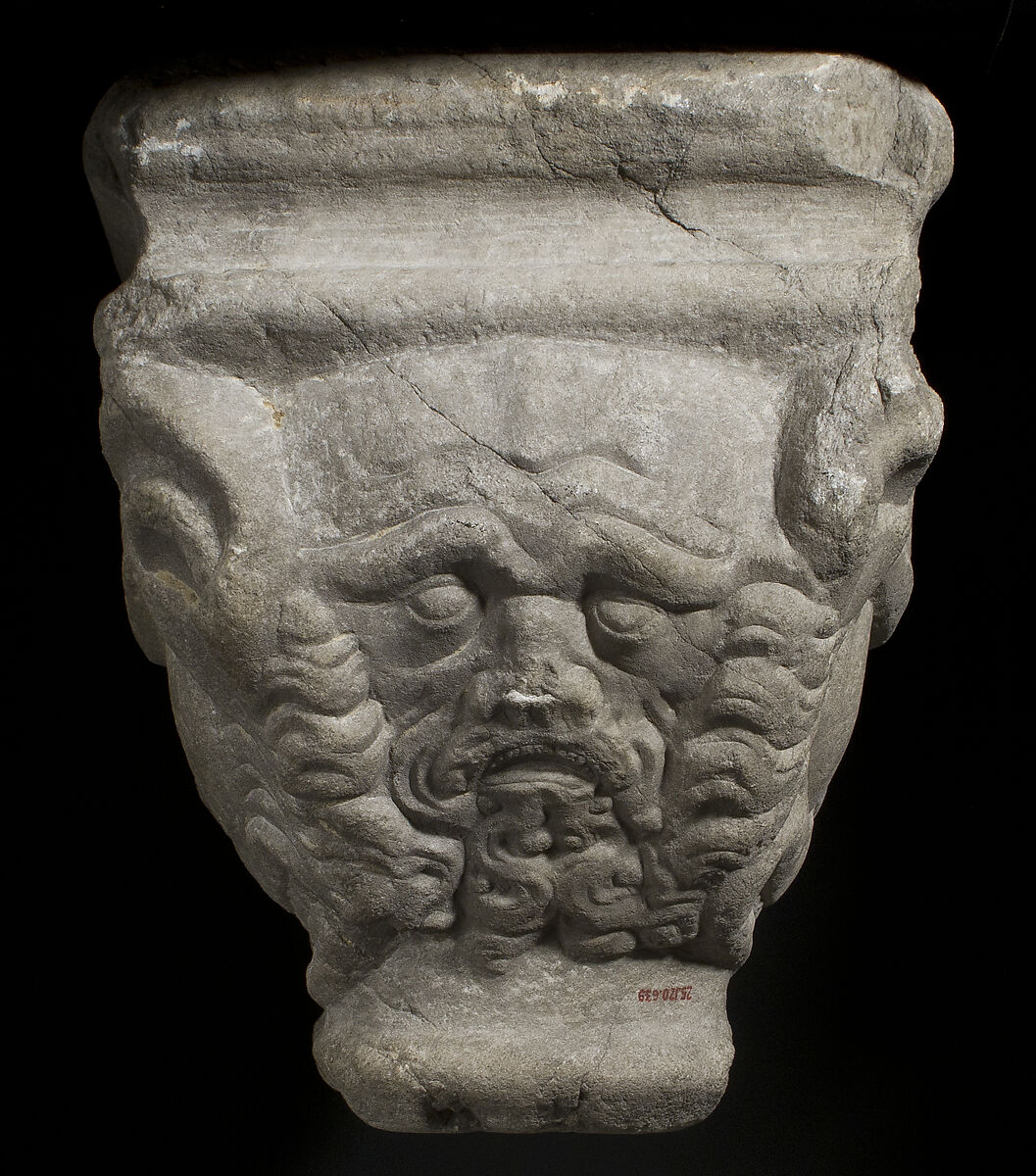 Double Capital, white marble, French