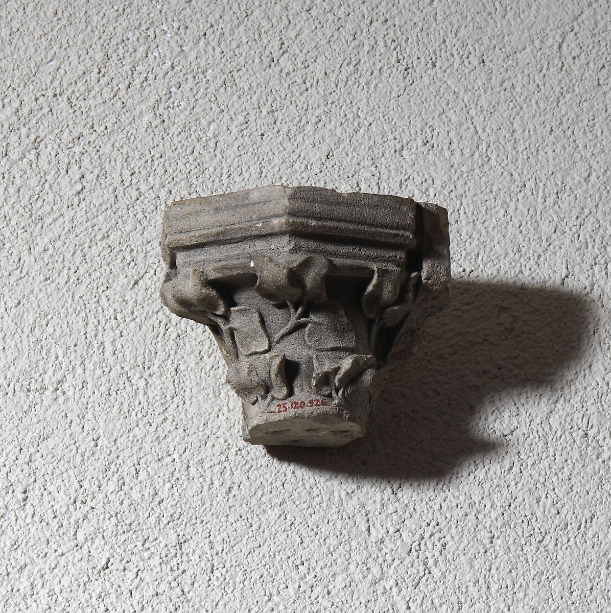 Capital, Stone, French 