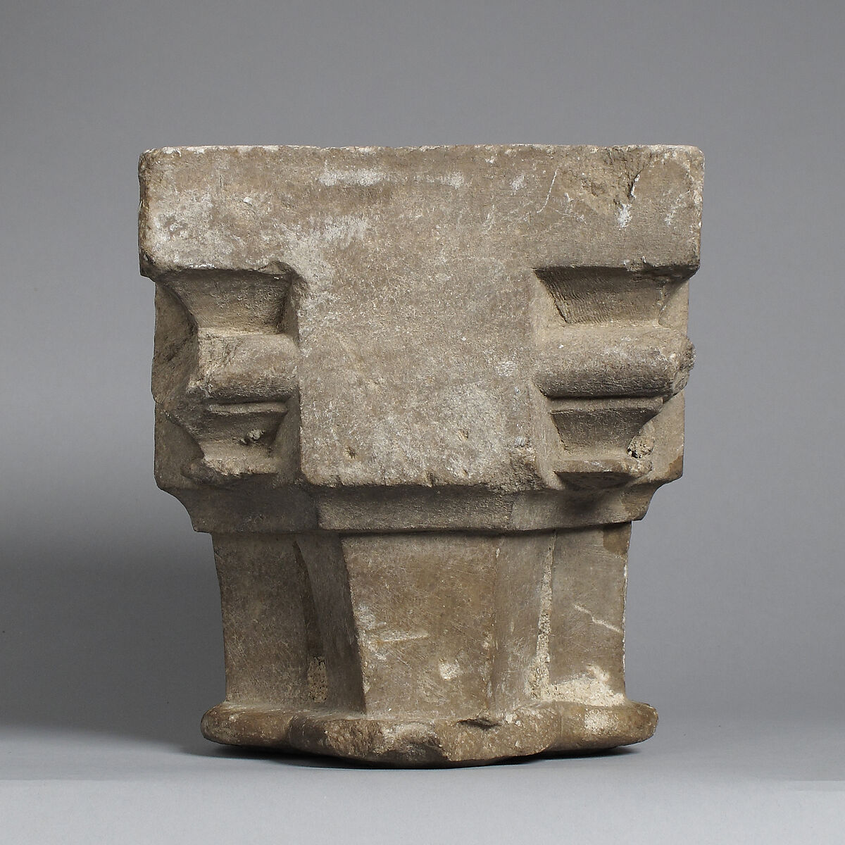 Capital, Stone, French