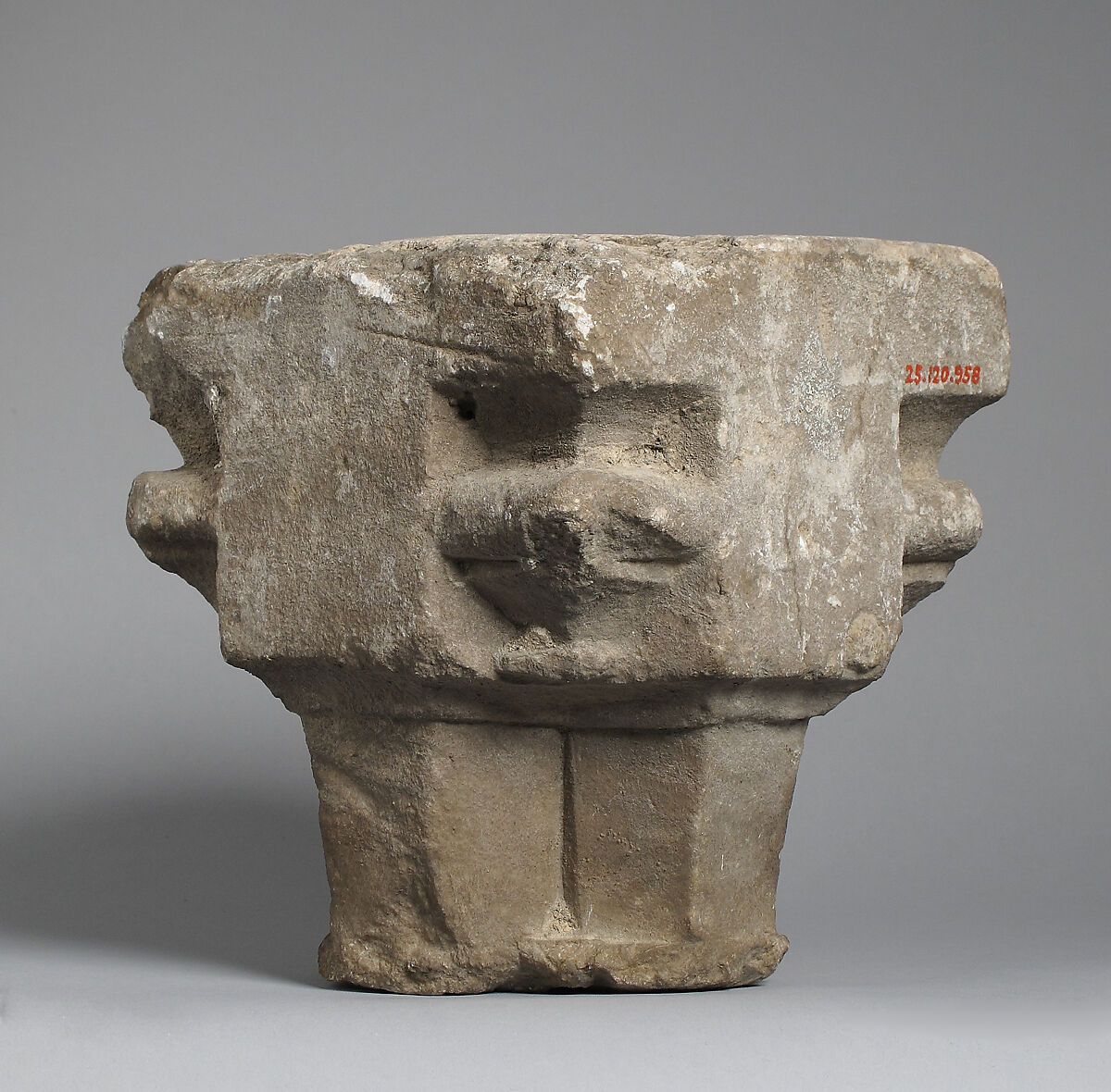 Capital, Stone, French 
