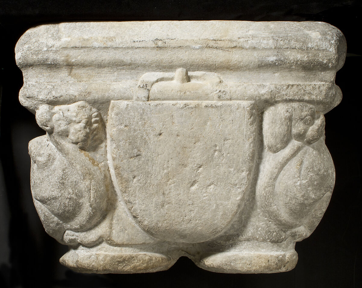 Double Capital, White marble, French