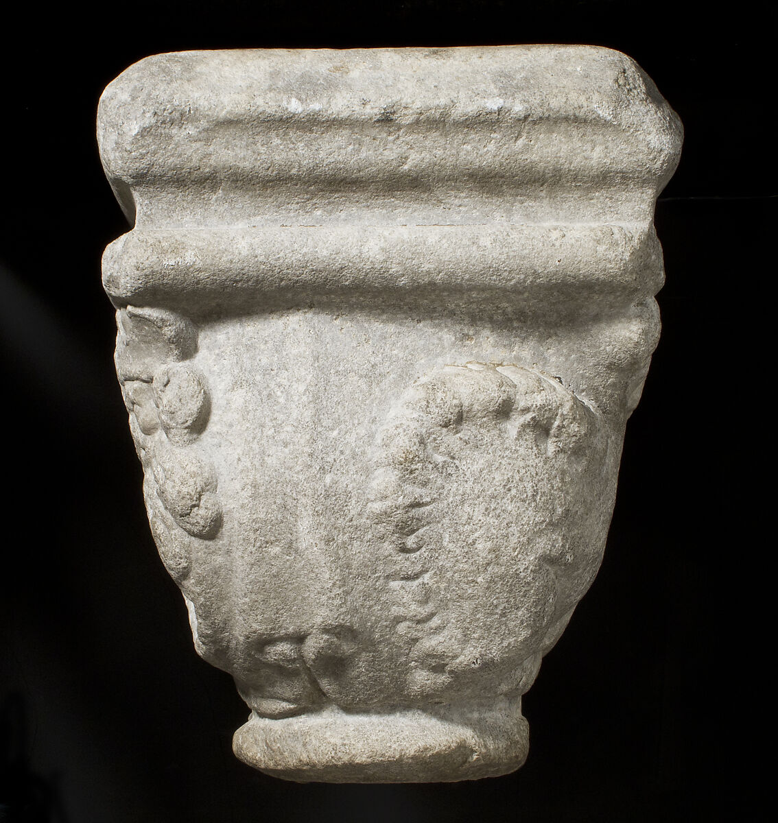 Double Capital, White marble, French