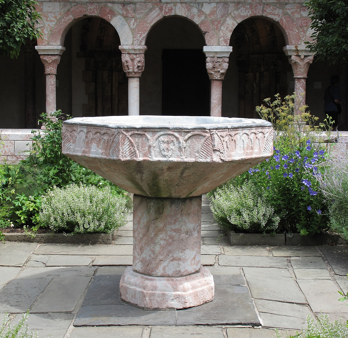 Fountain, Pink marble, French 