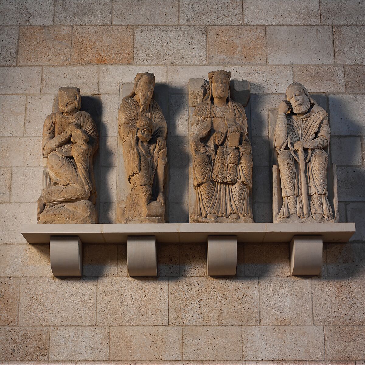 Virgin and Child (from an group with the Adoration of the Magi), Limestone, Spanish
