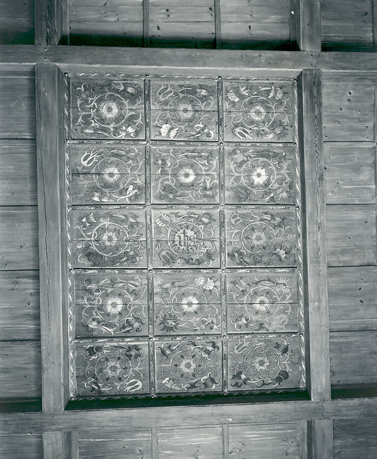 Ceiling, Red pine and paint, Austrian
