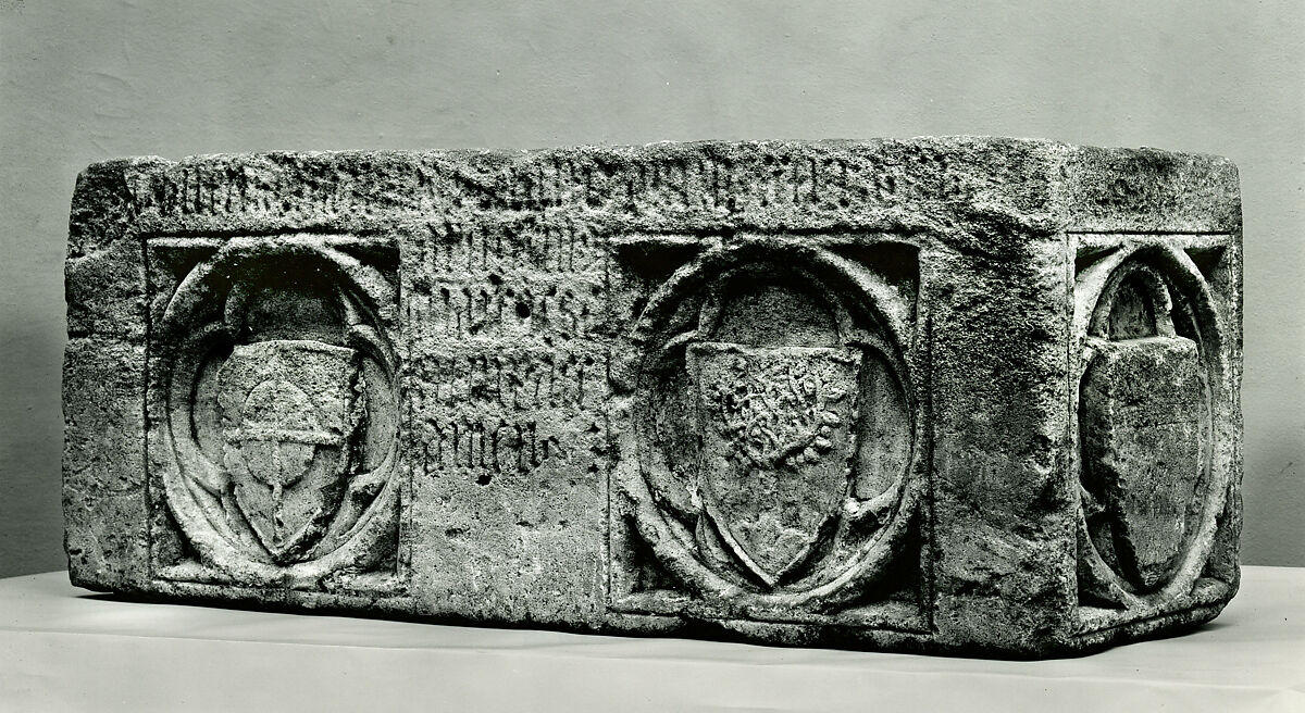 Sarcophagus, Limestone, Catalan or Italian