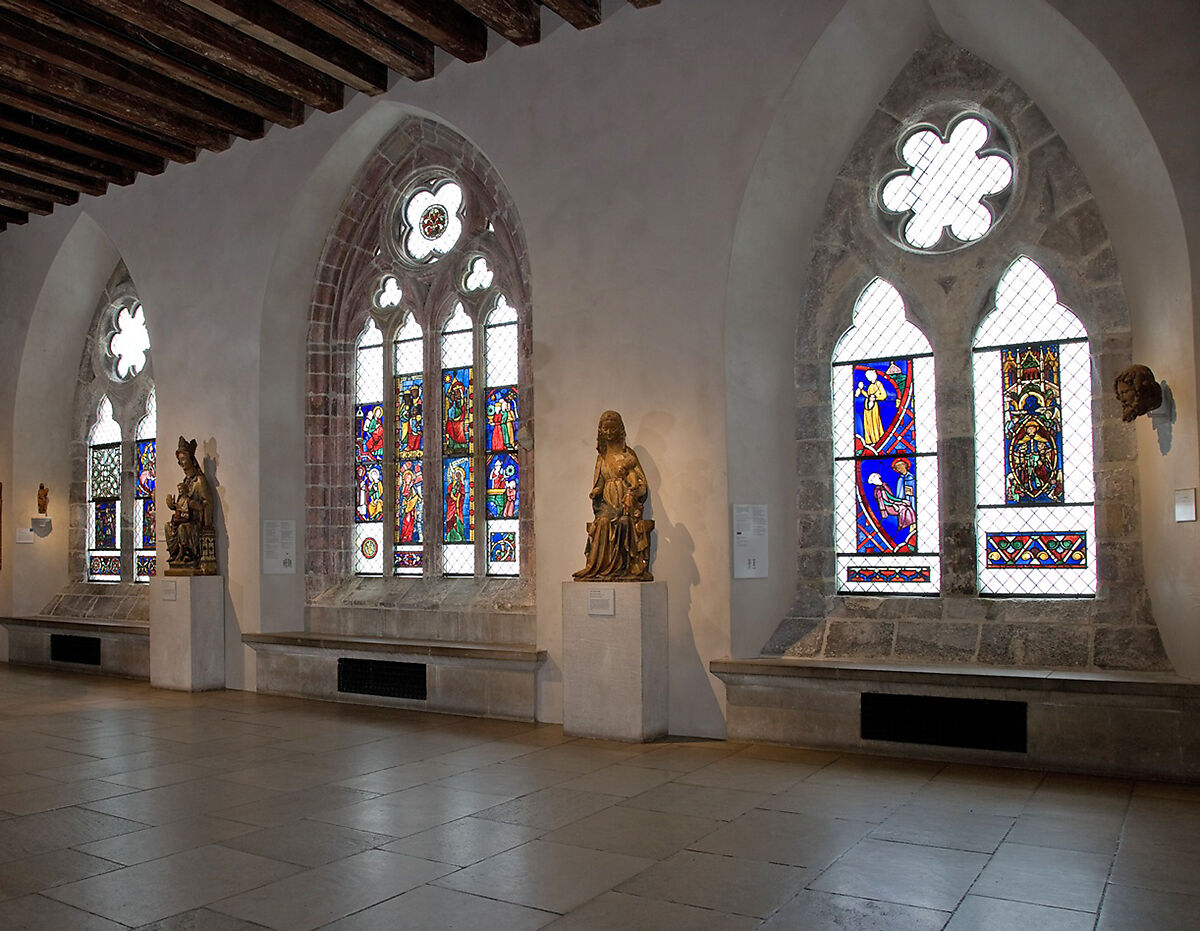 Lancet Window, Limestone, French