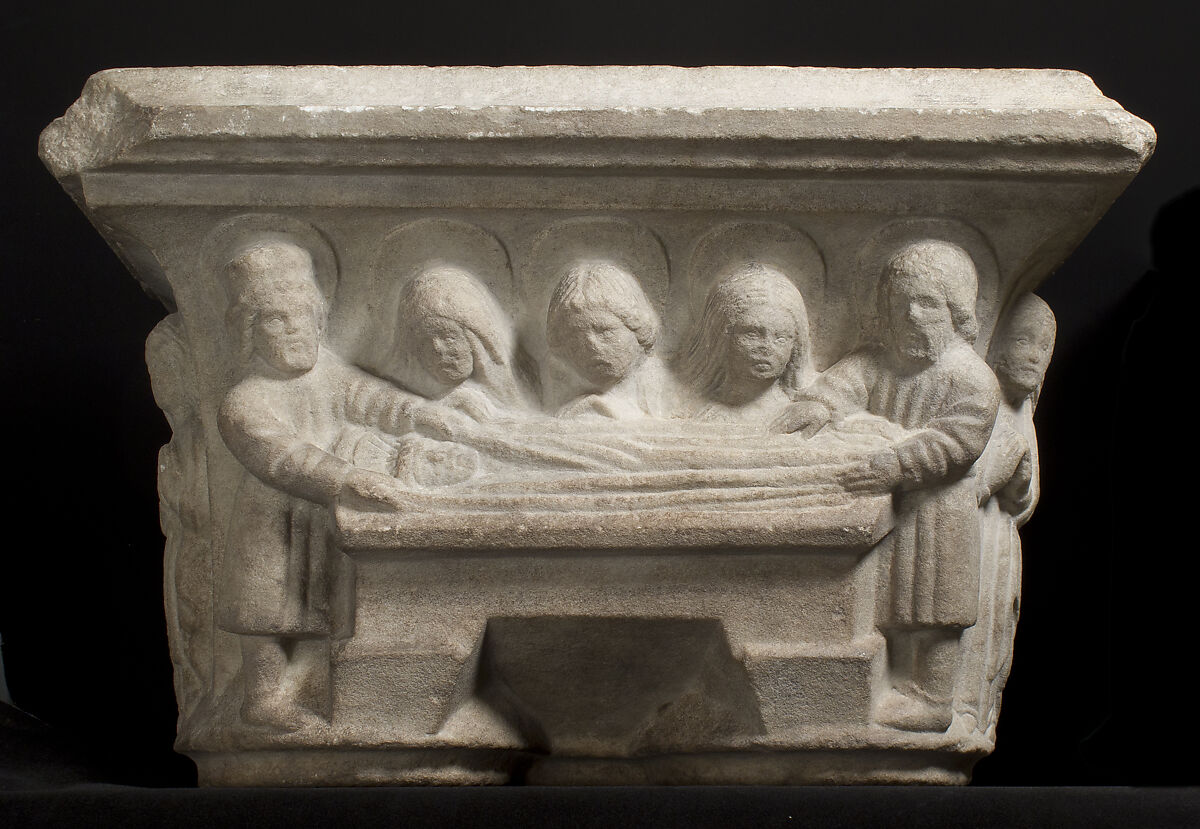 Double Capital, Marble, French