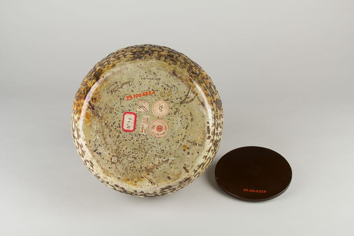 Water Jar (Mizusashi) in the Shape of a Bamboo Basket, Stoneware with cream slip and brown glaze; lacquer cover, Japan