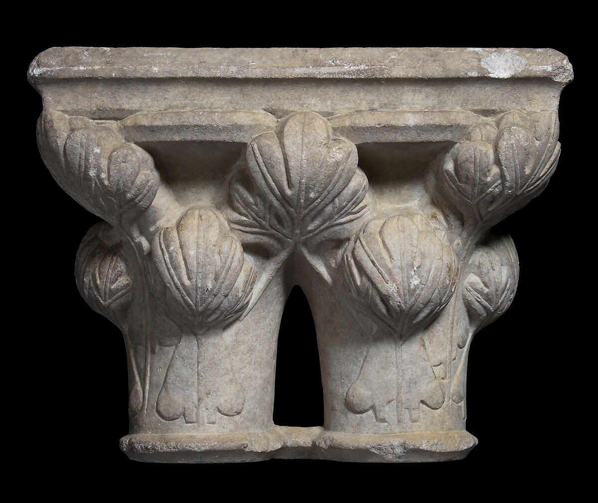 Double Capital, Limestone or sandstone, French 