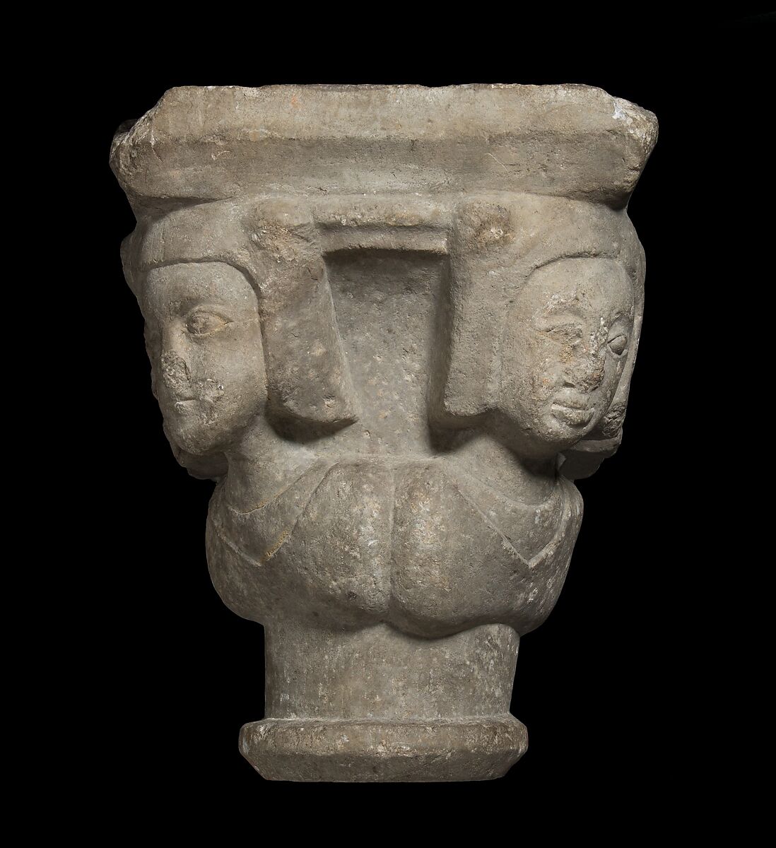 Double Capital, Limestone or sandstone, French
