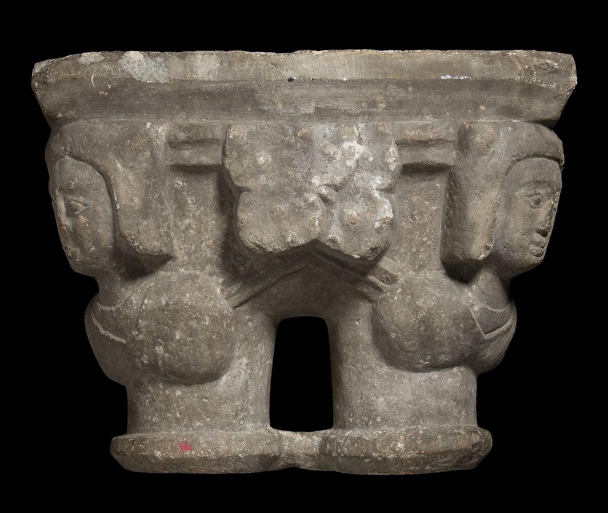 Double Capital, Limestone or sandstone, French