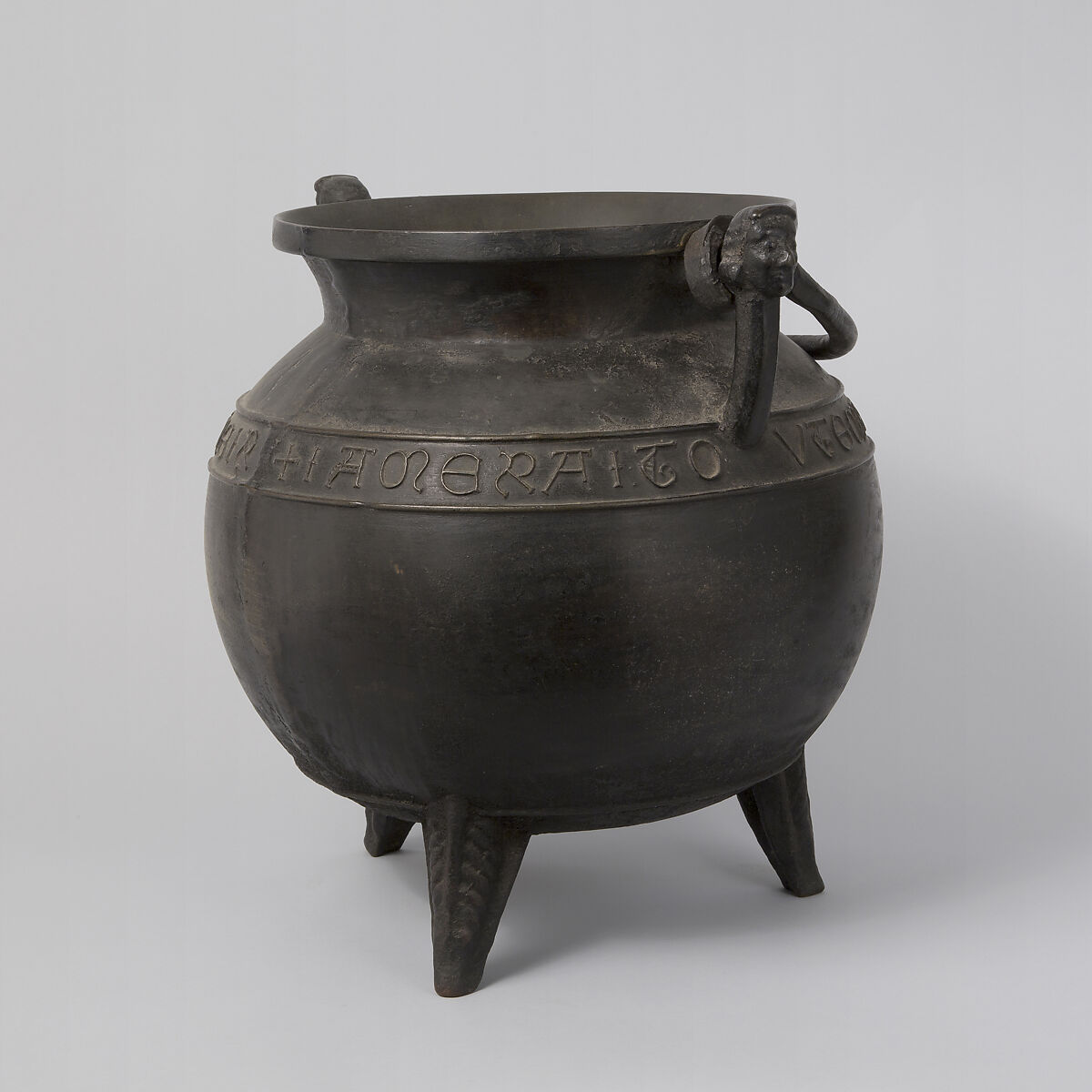 Caldron, Bronze and wrought iron, French or South Netherlandish