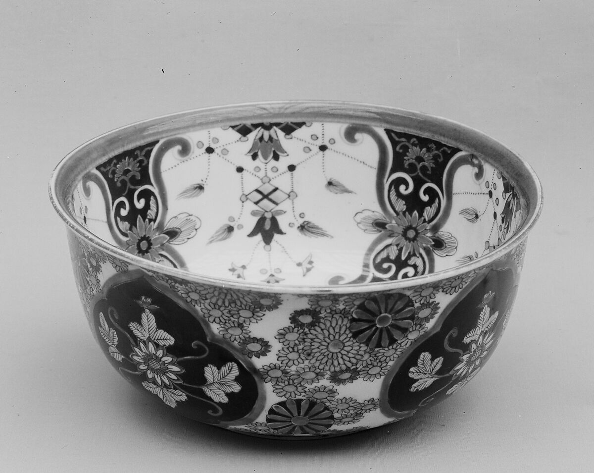 Deep Bowl, White porcelain decorated with blue under the glaze, polychrome enamels (Arita ware), Japan 