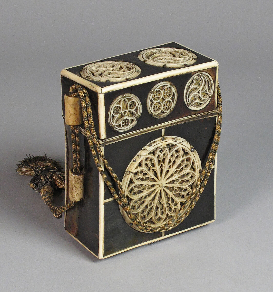 Case, Horn, bone, and silk, European (Medieval style)