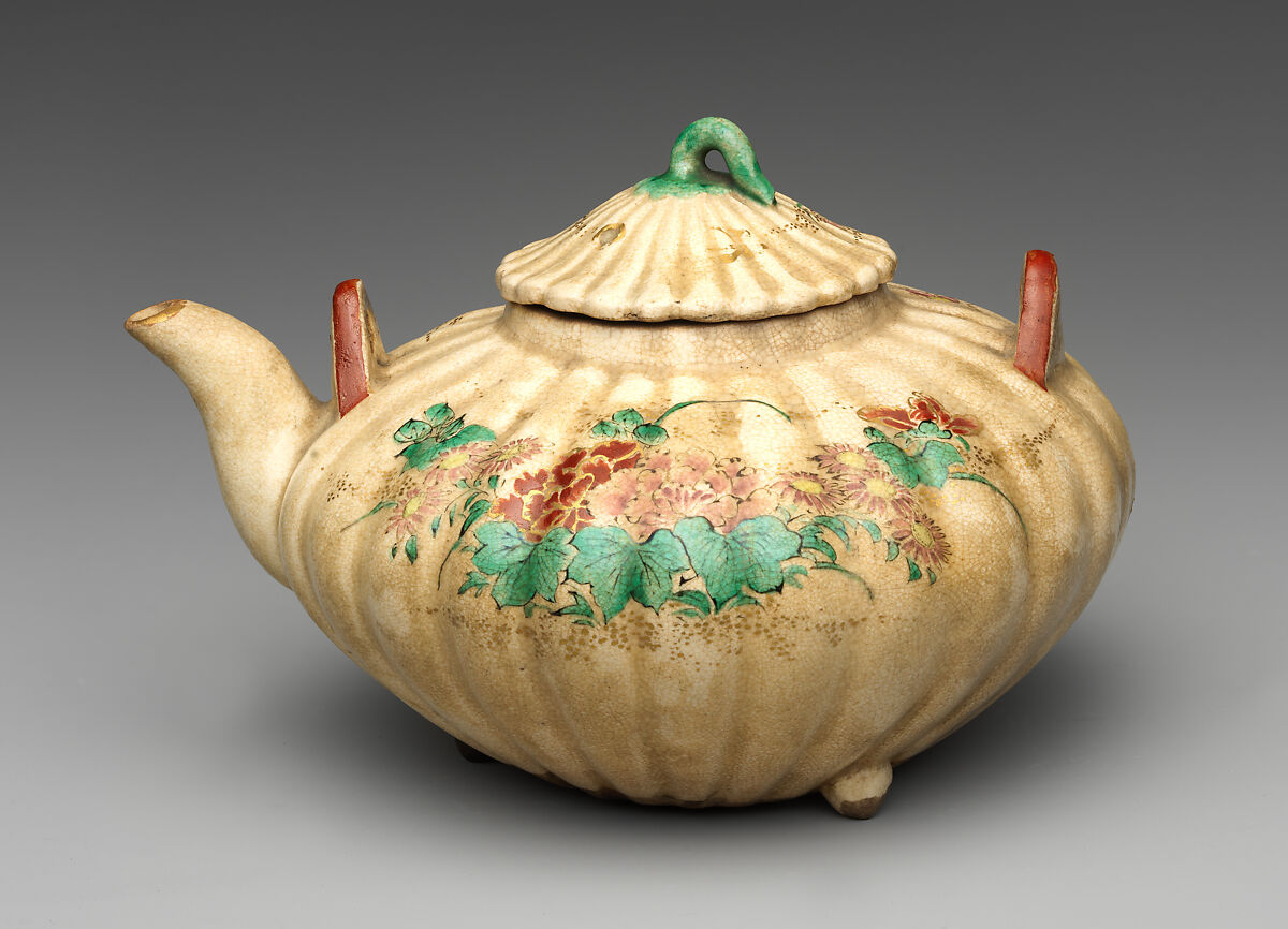 Teapot, Pottery covered with a crackled glaze;overglaze enameled and gilded designs (Satsuma ware), Japan