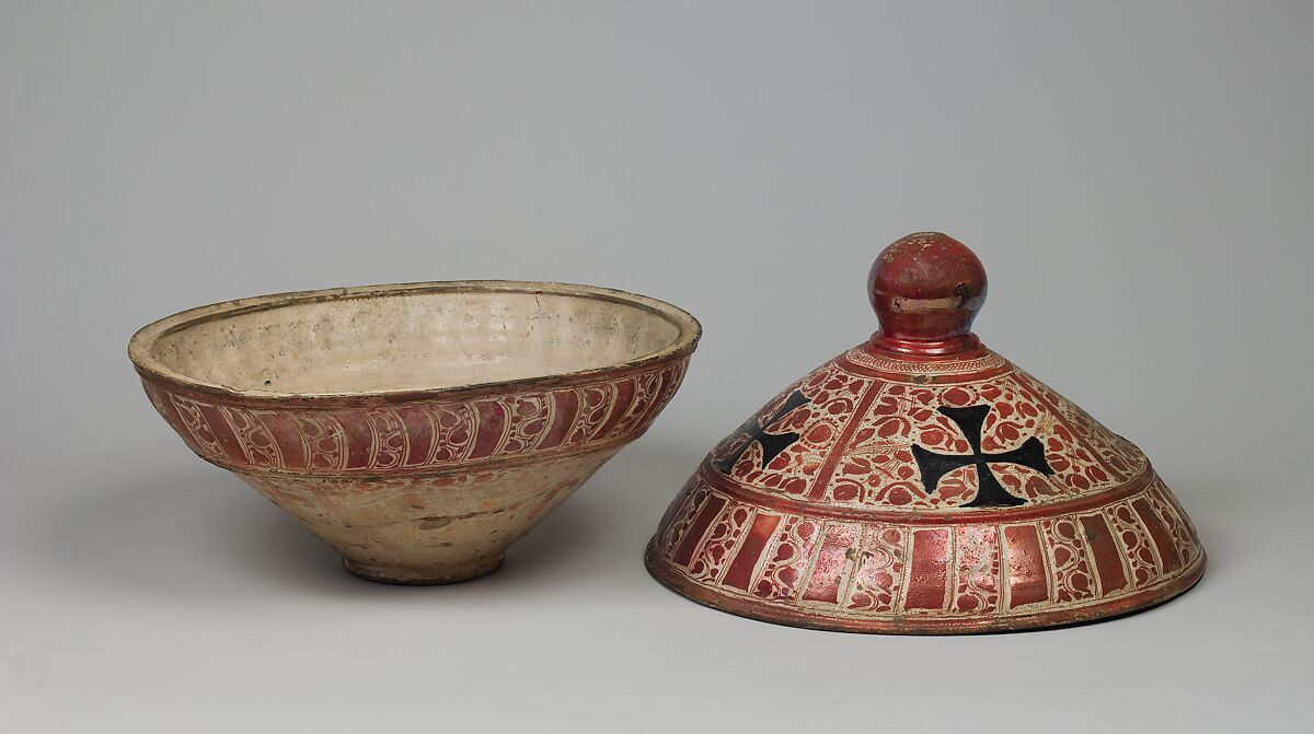 Bowl with Cover, Tin-glazed earthenware, Spanish