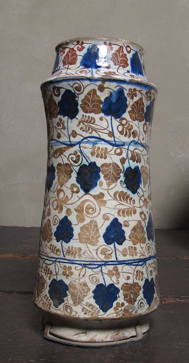 Pharmacy Jar, Tin-glazed earthenware, Spanish 